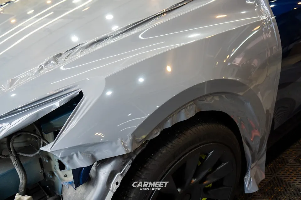 Tesla Model Yのカーラッピング事例｜費用目安・仕上がり 施工写真 1-3