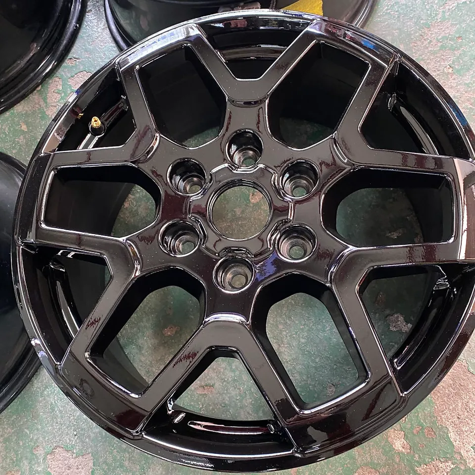 Ford Bronco wheel repair - Ford Bronco Wheel Repair & Painting Review — Glossy Black Transfo photo 6