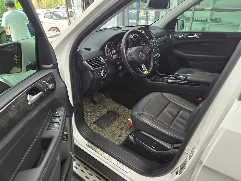 Mercedes-Benz GLS ceramic coating - Mercedes-Benz GLS Ceramic Coating Review - Cost & Results photo 5