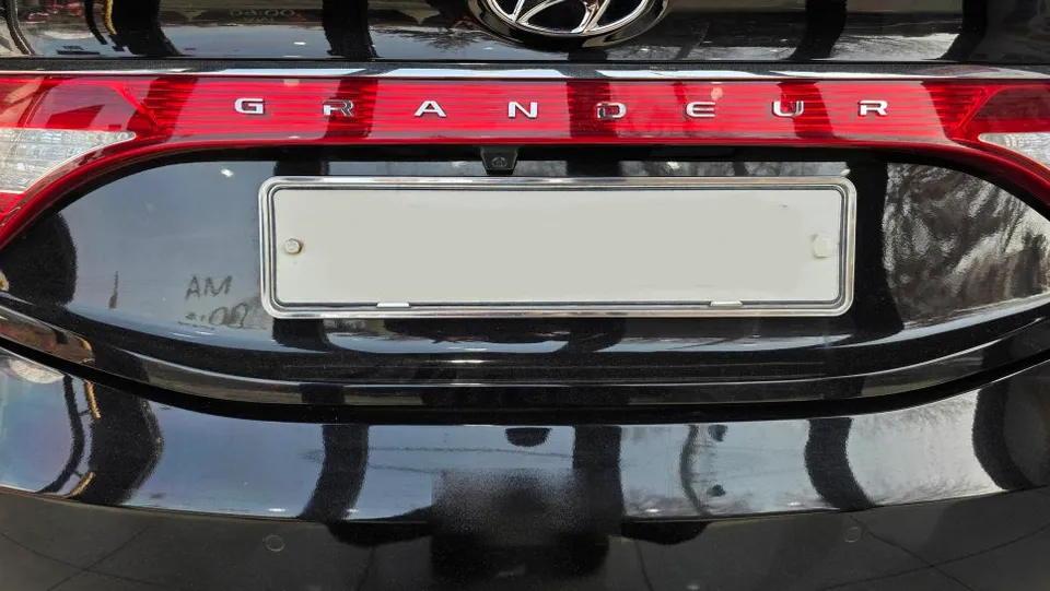 Hyundai Grandeur HG body repair - Hyundai Grandeur HG Body Repair & Painting Review photo 2
