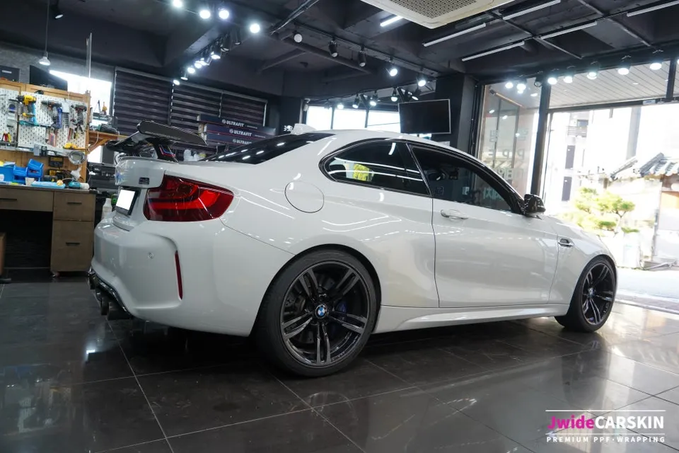 BMW M2 F87 ppf - BMW M2 F87 Black PPF Review — Enhanced Headlight Protection photo 4