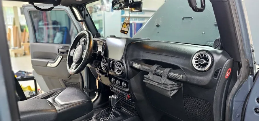 Jeep Wrangler Rubicon Ambient Lighting Review — Under $400 Before