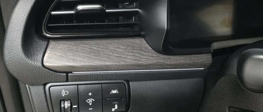 Kia K7 Premier ambient lighting installation result