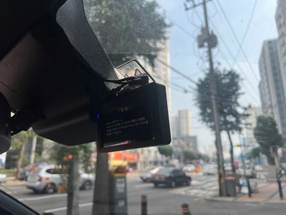 Hyundai Tucson dash cam - Hyundai Tucson Dashcam Installation Review — Enhanced Safety photo 3