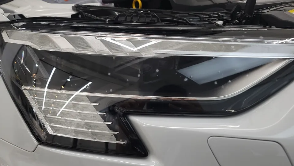 Audi RSのPPF施工事例 施工写真 5