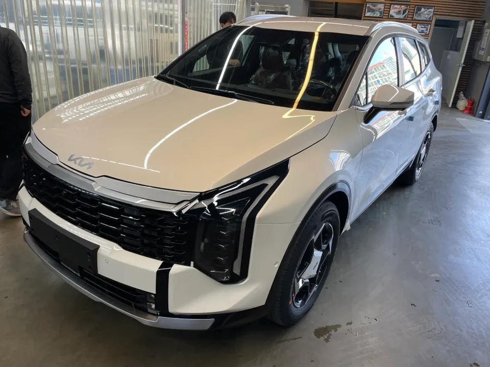 Kia Sportageのカーフィルム施工事例｜費用目安・仕上がり 施工写真 3-1