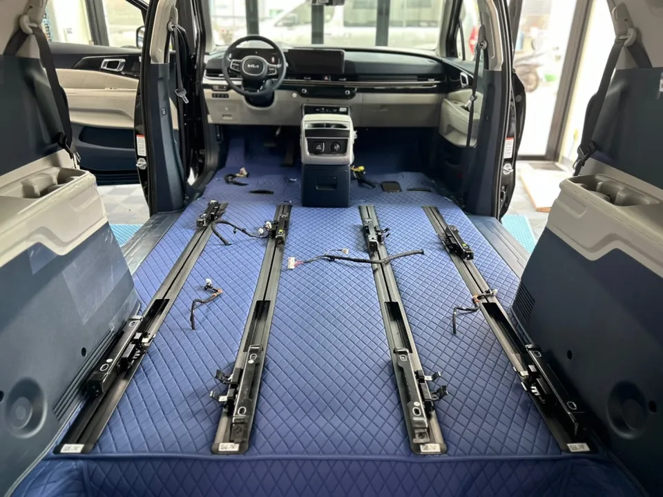 Kia Carnival KA4 soundproofing - Kia Carnival KA4 Undercoating Review — Enhanced Comfort & Quiet R photo 4