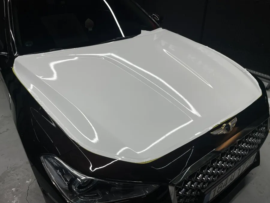 Genesis G70 PPF施工事例|光沢ホワイトへのカラーチェンジ 施工写真 3-2