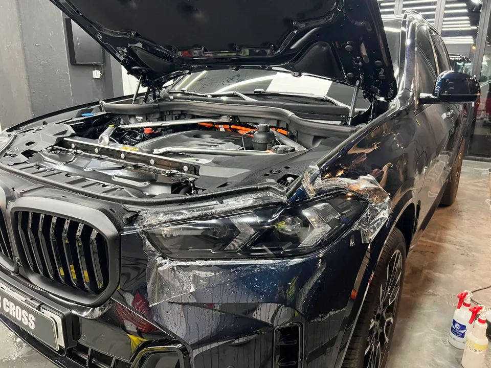 BMW X5のPPF施工事例｜費用目安と仕上がり 施工写真 2-1