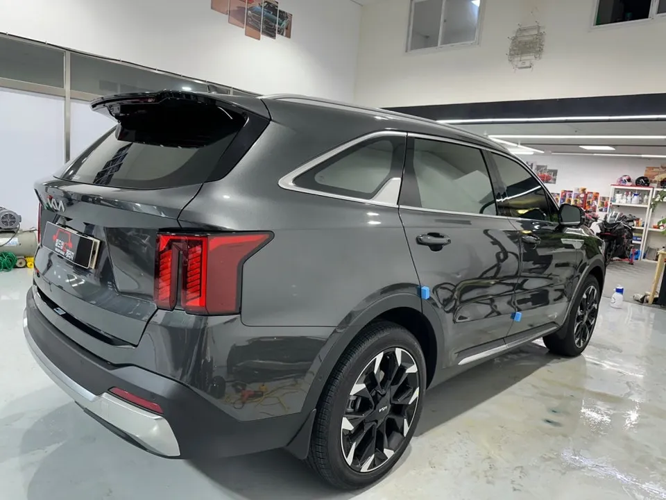 Kia Sorentoのカーフィルム施工事例|費用目安・仕上がり 施工写真 3-3