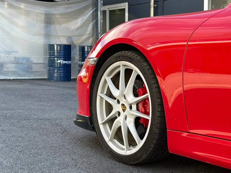 Porsche Boxster wheel repair - Porsche Boxster Wheel Repair & Painting Review — Flawless Finish photo 7