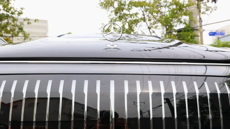 Mercedes-Benz EQS SUV 580 body kit - Mercedes-Benz EQS SUV Body Kit & Aero Parts Review photo 5
