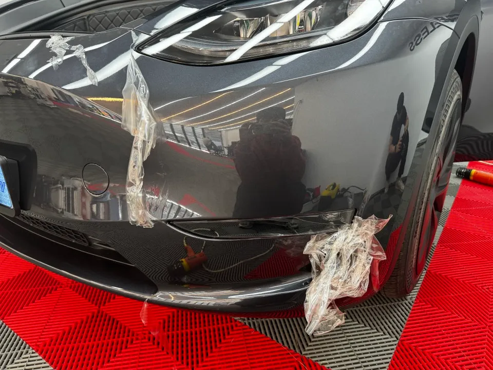 Tesla Model Y PPF施工事例｜費用目安・仕上がり 施工写真 1-2