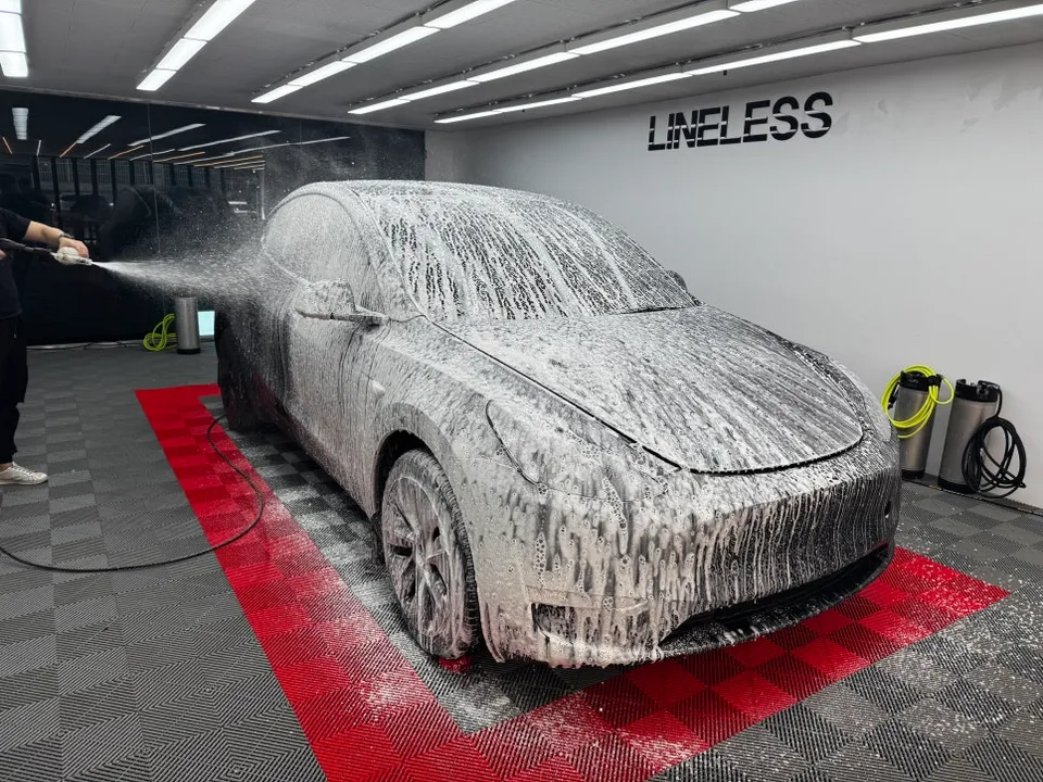 Tesla Model Y PPF施工事例｜費用目安・仕上がり 施工写真 2-2