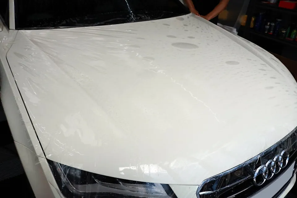 Audi A7 PPF施工事例|費用目安と仕上がり 施工写真 1-2