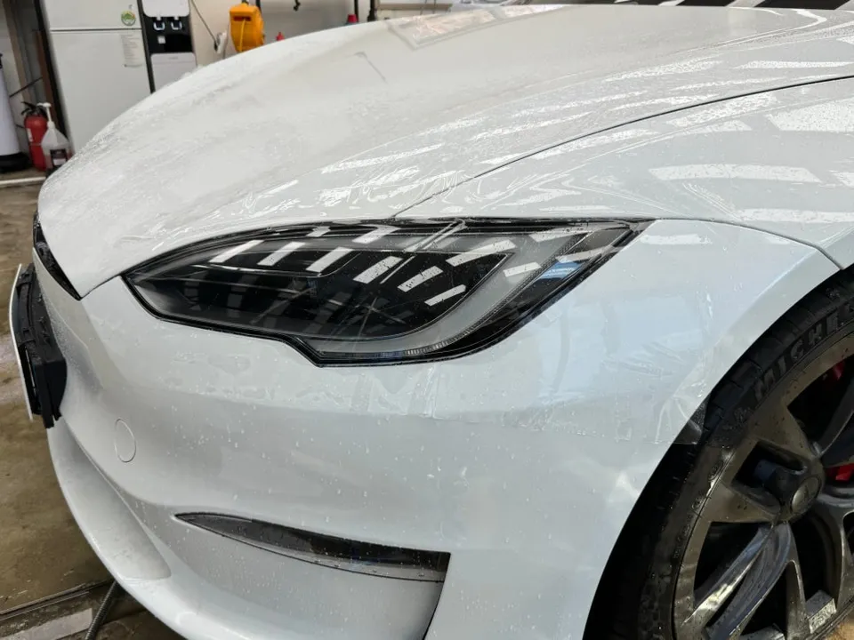 Tesla Model S PPF施工事例｜費用目安と仕上がり 施工写真 2-3