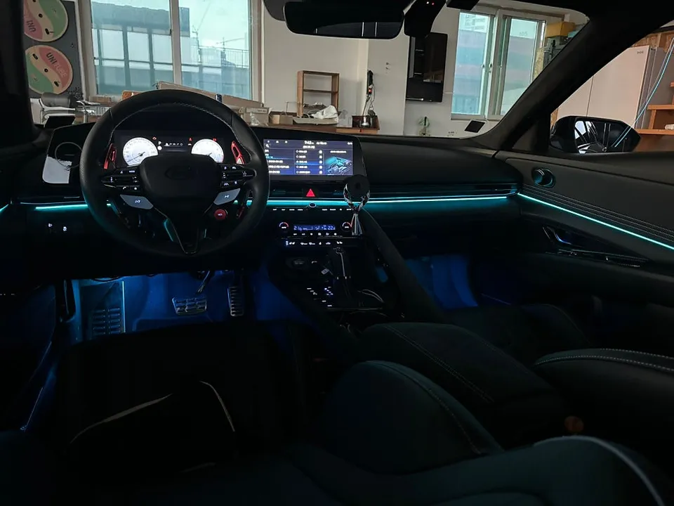 Hyundai Elantra CN7 ambient lighting - Hyundai Elantra CN7 Ambient Lighting Review: Cost & Results photo 4