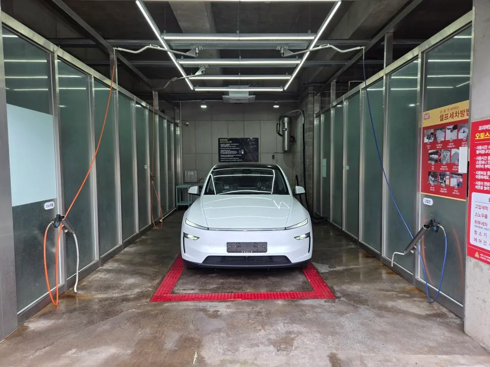Tesla Model Y PPF施工事例｜費用目安と仕上がり 施工写真 2-1