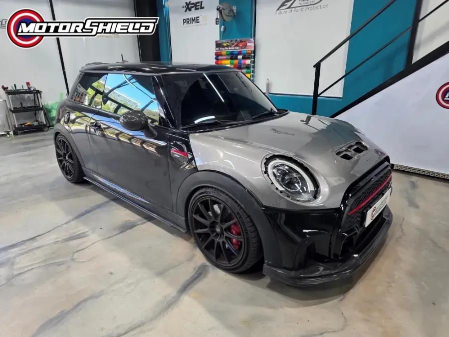 MINI Coupeのカーラッピング事例|費用目安・仕上がり 施工写真 1-2