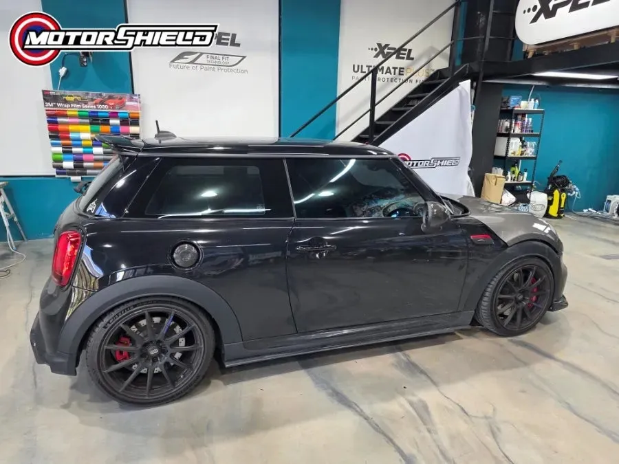 MINI Coupeのカーラッピング事例|費用目安・仕上がり 施工写真 2-2