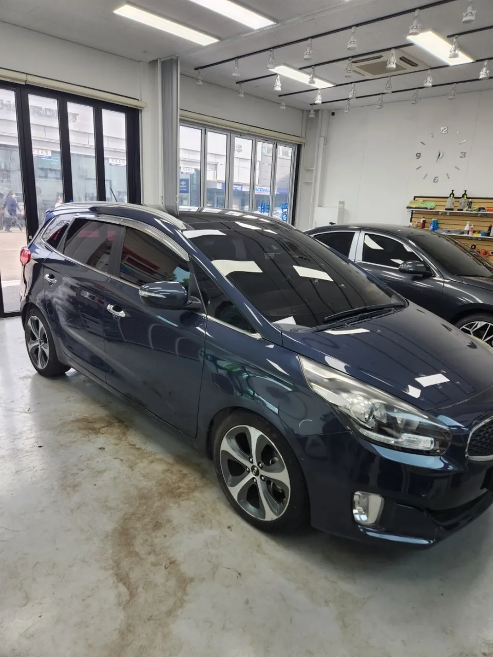 BMW X7 カーフィルム施工事例｜費用目安と仕上がり 施工写真 2-3