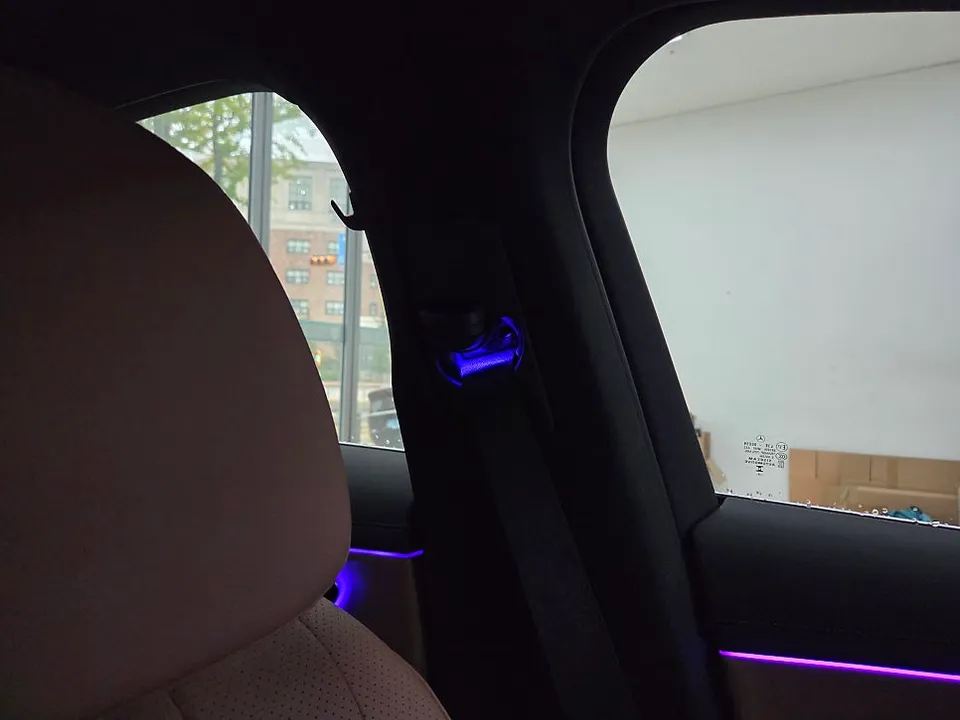 Mercedes-Benz E-Class W214 ambient lighting - Mercedes-Benz E-Class W214 Ambient Lighting Review — Cost photo 5