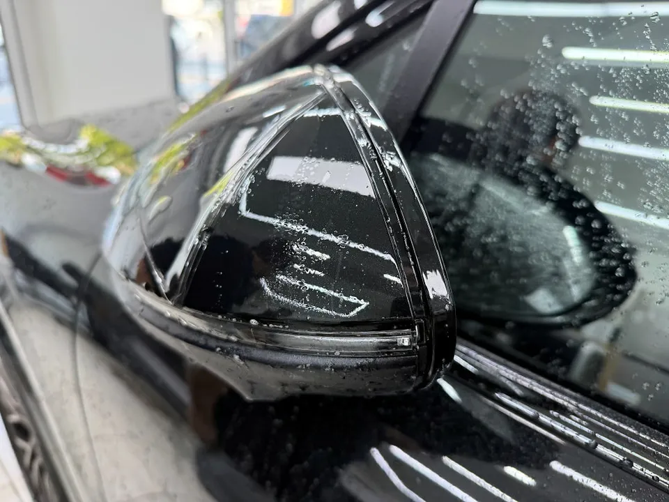 Porsche CayenneのPPF施工事例 施工写真 1-2