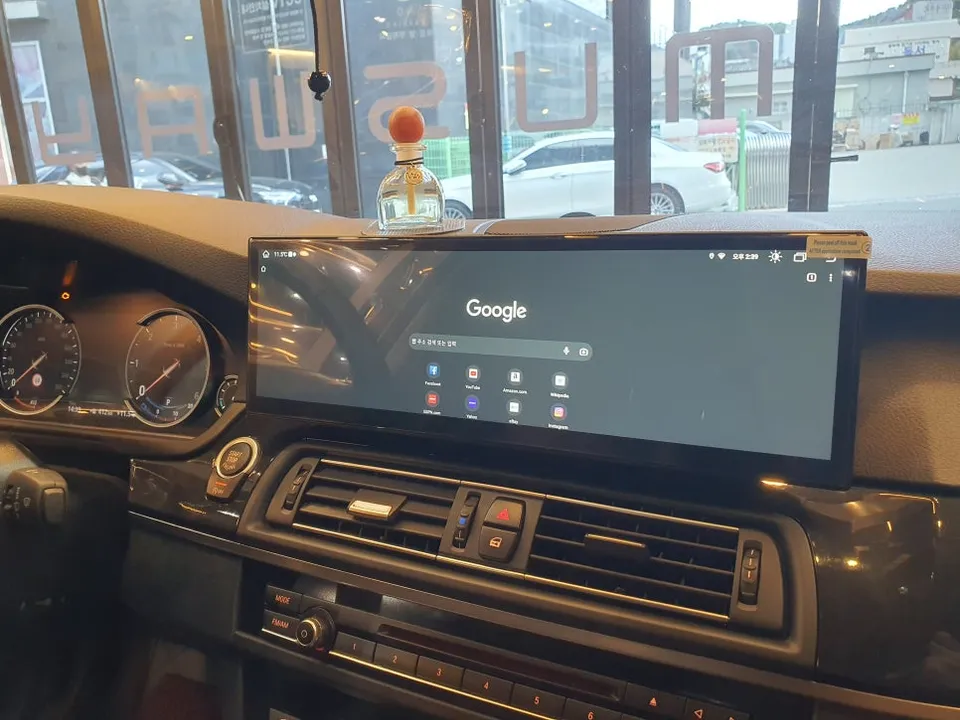 BMW 5 Series F10のAndroid Auto・CarPlay取付事例 施工写真 6