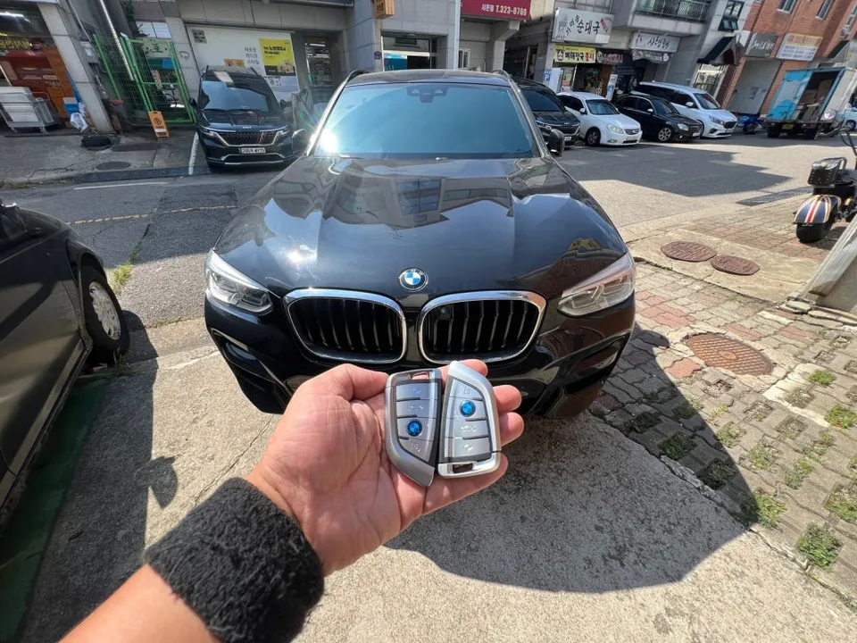 BMW X3 oem options installation result