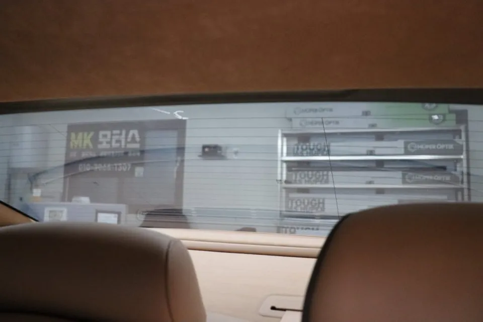 Genesis G80 window tinting - Genesis G80 Window Tinting Review: Glasstint SunsetR 30% photo 5