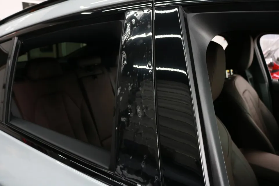 BMW X4 ppf - BMW X4 PPF Review: Protecting Your Luxury Interior photo 4