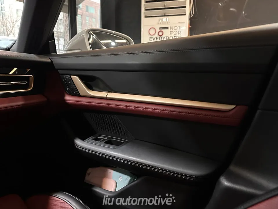 Porsche Taycan ambient lighting - Porsche Taycan Ambient Lighting Review — Enhanced Brightness & Co photo 3