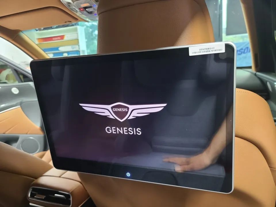 Genesis GV80 oem options - Genesis GV80 OEM Options Review — Cost & Results photo 4