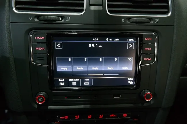 Volkswagen Golf 6th Gen oem options - Volkswagen Golf 6th Gen RCD330 Plus Upgrade Review photo 3