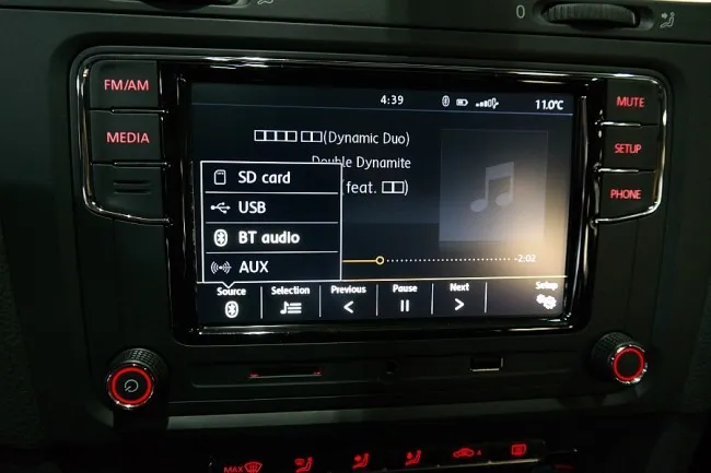 Volkswagen Golf 6th Gen oem options - Volkswagen Golf 6th Gen RCD330 Plus Upgrade Review photo 4