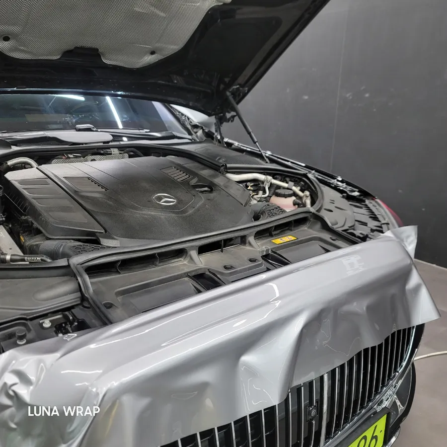メルセデス・ベンツ Sクラス W223 施工事例|デュオトーンラッピング 施工写真 2-3