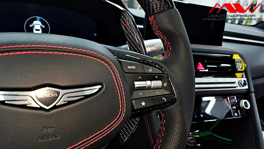 Genesis G70 steering wheel - Genesis G70 Steering Wheel Customization Review photo 5