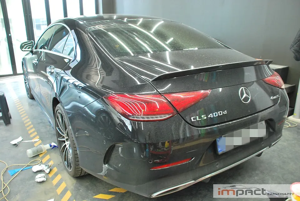 Mercedes-Benz CLSのカーラッピング事例｜費用目安・仕上がり 施工写真 2-1
