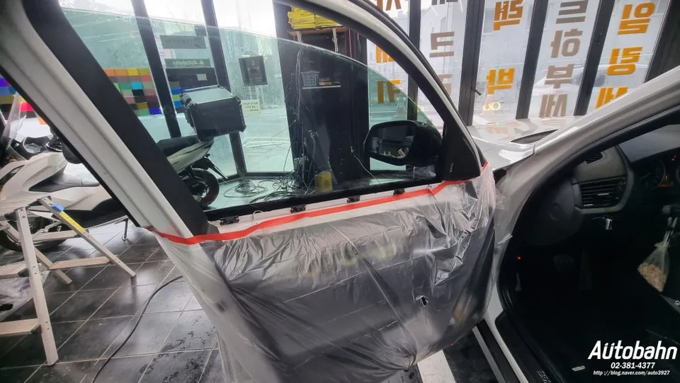 BMW X1 Window Tinting Review — Royal Series 101 Non-Reflective Fi photo 2