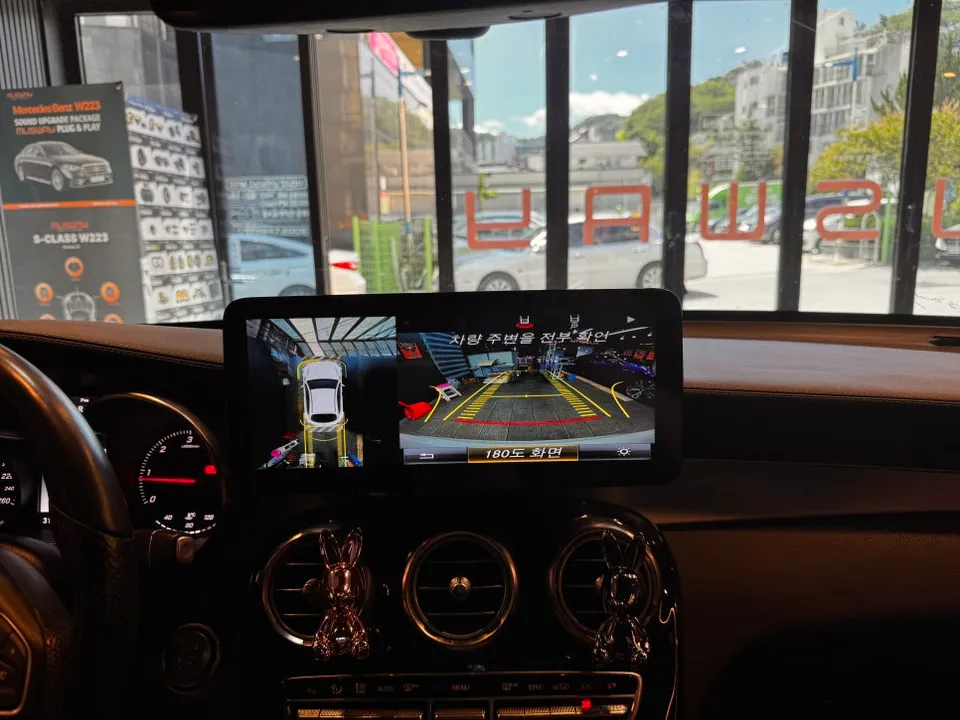 Mercedes-Benz GLC X253のAndroid Auto・CarPlay取付事例 施工写真 4-1