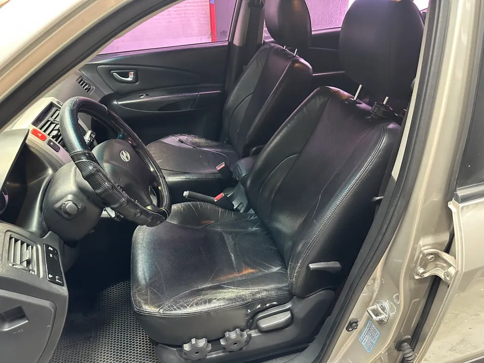 Hyundai Tucson seat ventilation - Hyundai Tucson Seat Ventilation & Heating Upgrade photo 2