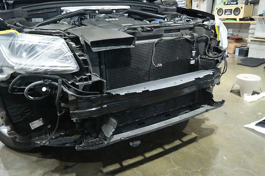Audi Q5 body kit - Audi Q5 Body Kit Installation Review: SQ5 Style Upgrade photo 4