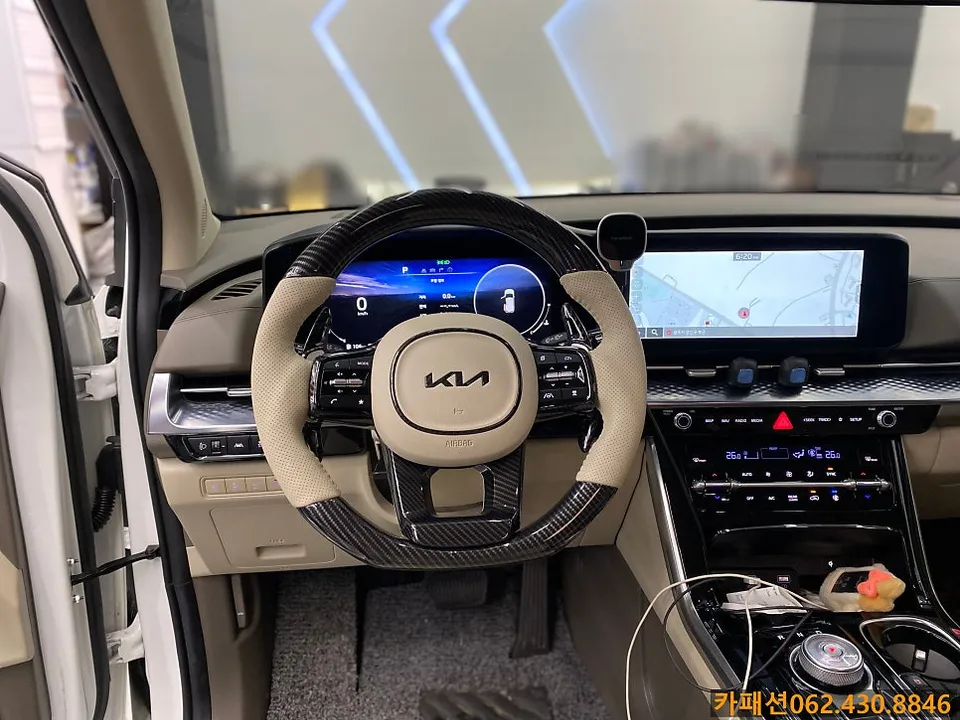 Kia Carnival KA4 steering wheel installation result