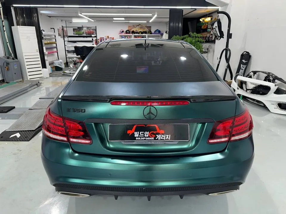 Mercedes-Benz Eクラスクーペのカーフィルム施工事例|費用目安・仕上がり 施工写真 1-3