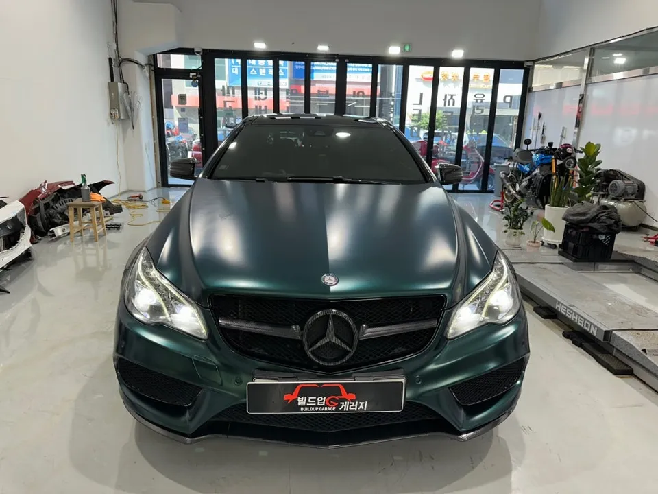 Mercedes-Benz Eクラスクーペのカーフィルム施工事例|費用目安・仕上がり 施工写真 3-3