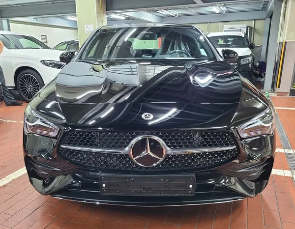 Mercedes-Benz CLA 250のガラスコーティング事例|費用目安・仕上がり 施工写真 2-3