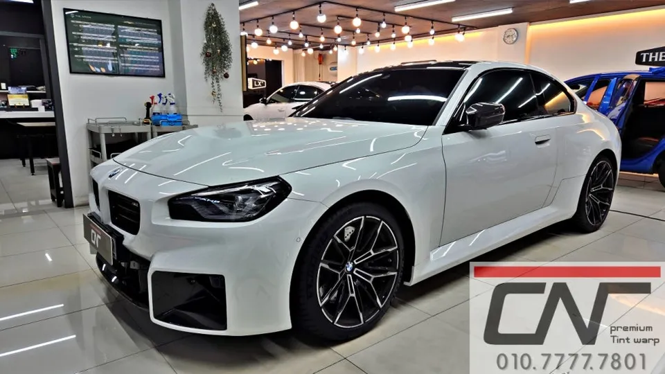 BMW M2 カーフィルム施工事例：費用目安と仕上がり 施工写真 3-3