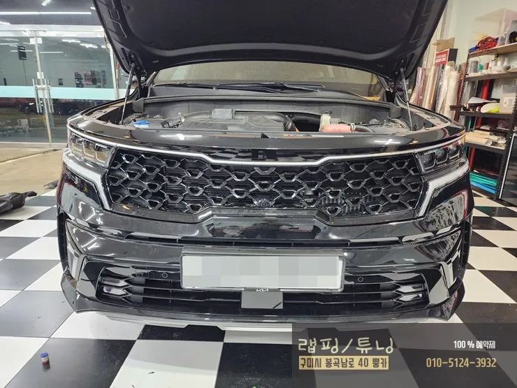 Kia Sorento MQ4のカーラッピング事例｜費用目安・仕上がり 施工写真 1-2