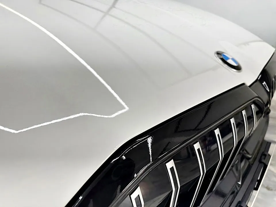 BMW 5 Series G60 グリルラッピング事例|費用目安・仕上がり 施工写真 3-3