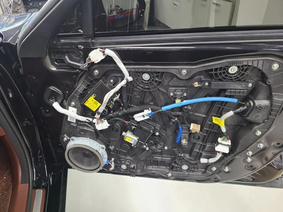 Genesis G90 ghost door - Genesis G90 Ghost Door Review — Soft Close Upgrade photo 4